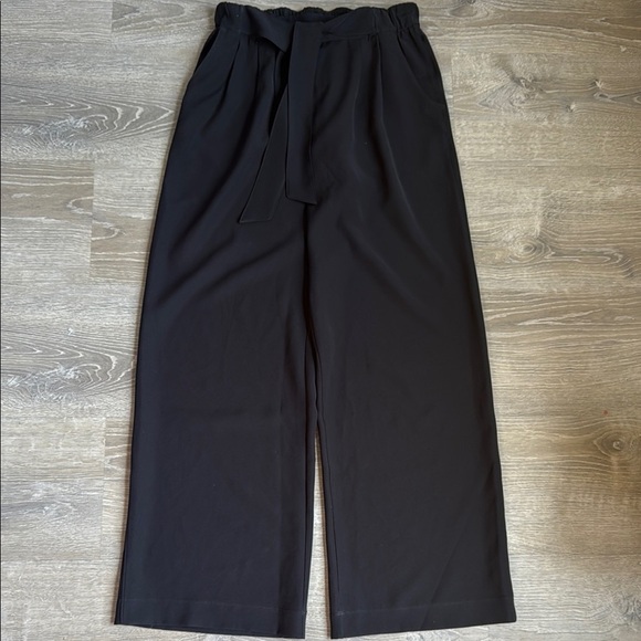 Lululemon Noir Pant *Woven Black 8 - Picture 2 of 14